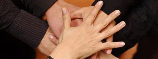 Únase a nuestro equipo Únase a nuestro equipo